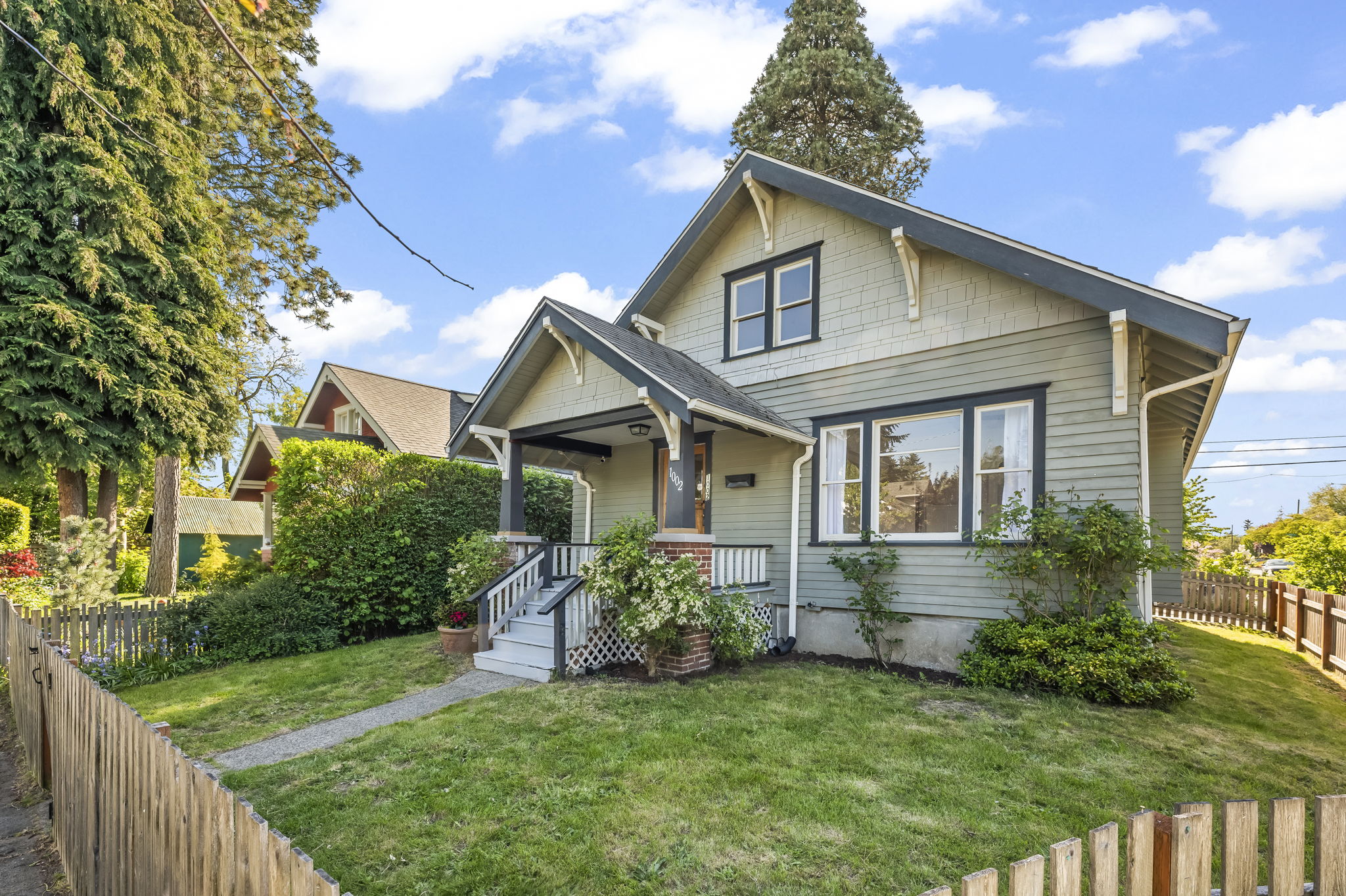 Home listed current in Central Tacoma on South Ferry