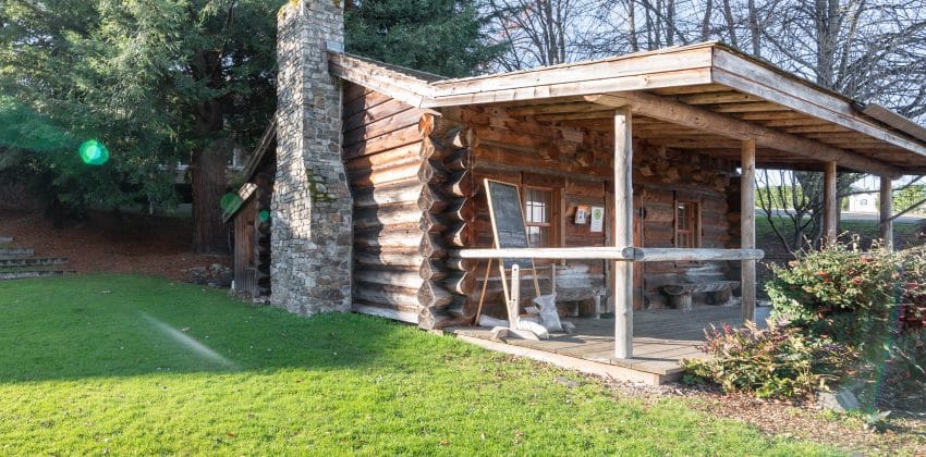 Tacoma's Famous First - Job Carr Cabin