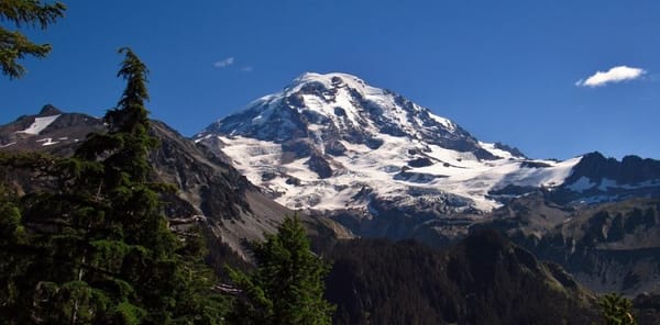 Five Amazing Hikes Near Tacoma